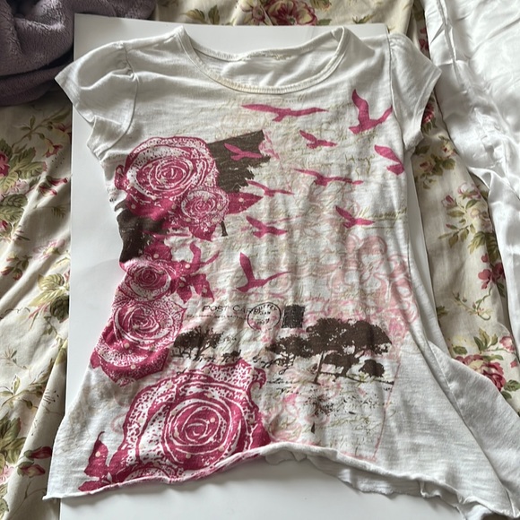 Y2k white and pink shirt for sale. - Picture 1 of 3